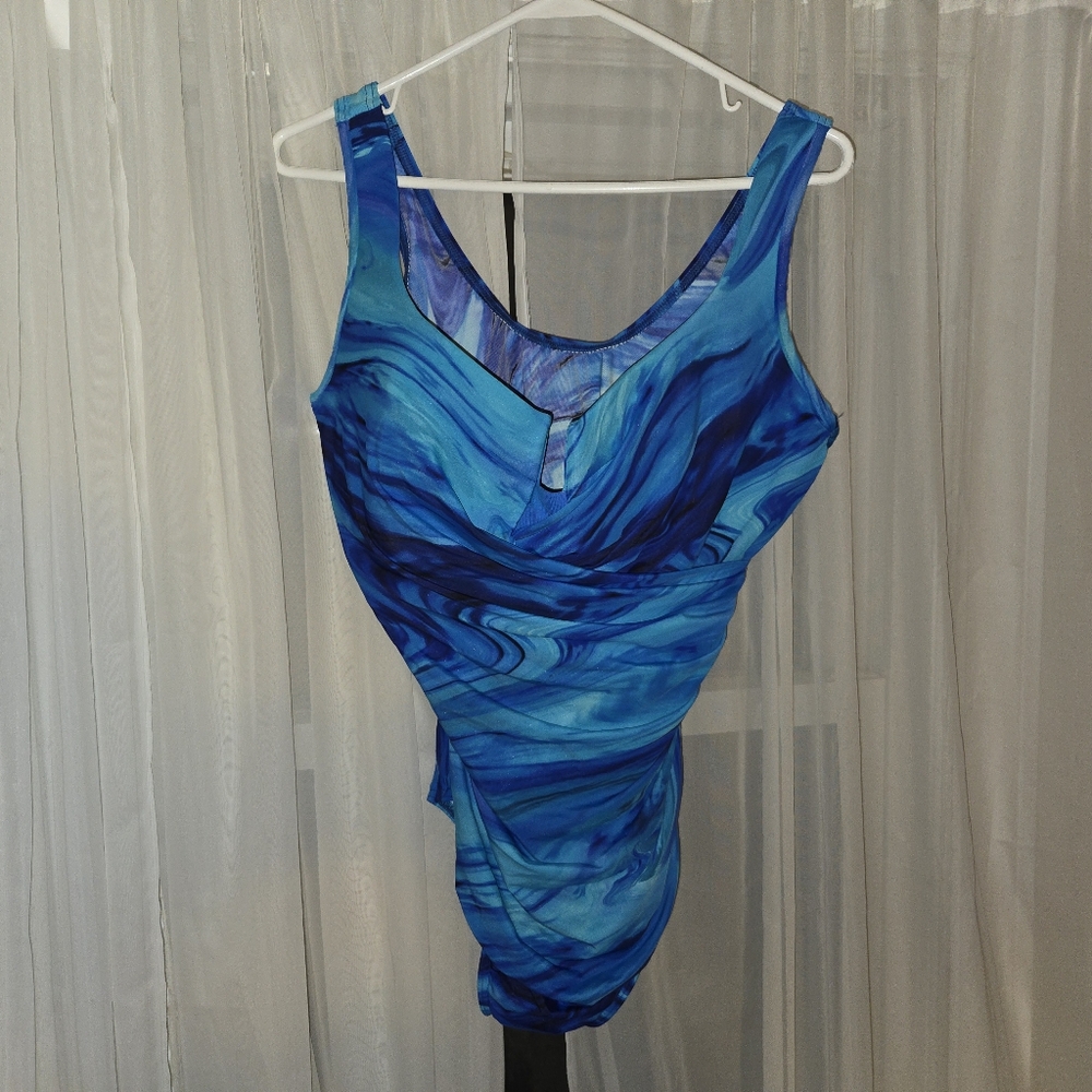 Miraclesuit Escape One Piece Slimming Swimsuit In Blue Swirl 20w EUC
